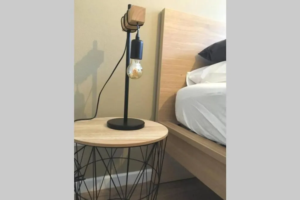 Ferienwohnung Modern 4 Beds In Convenient Location, Free Parking Luxemburg 0*,