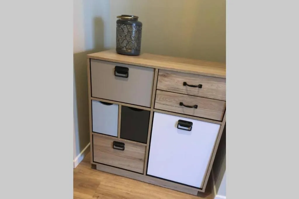 Ferienwohnung Modern 4 Beds In Convenient Location, Free Parking Luxemburg Apartment